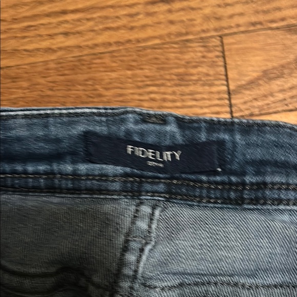Fidelity - Picture 7 of 10
